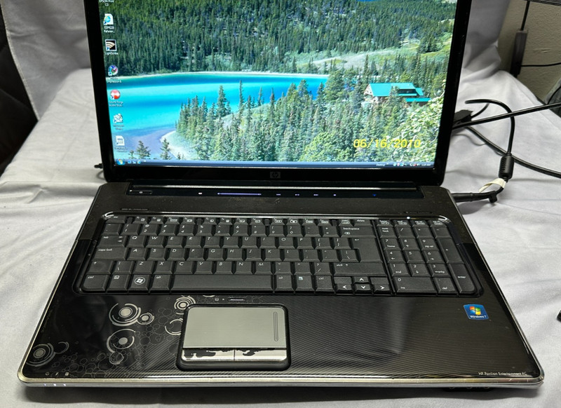 HP PAVILION DV7 Laptop AMD TURION II Ultra Dual-Core M620 2.5 GHz-4GB RAM-USED gallery
