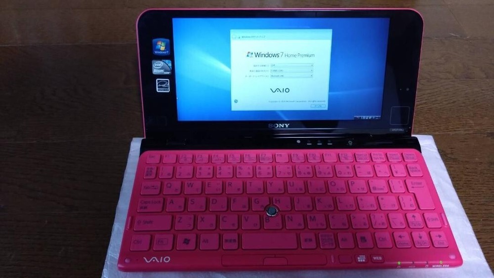 Junk SONY VAIO TYPE P VPCP119KJ Pink Intel Atom Z530 64GB RAM 2GB