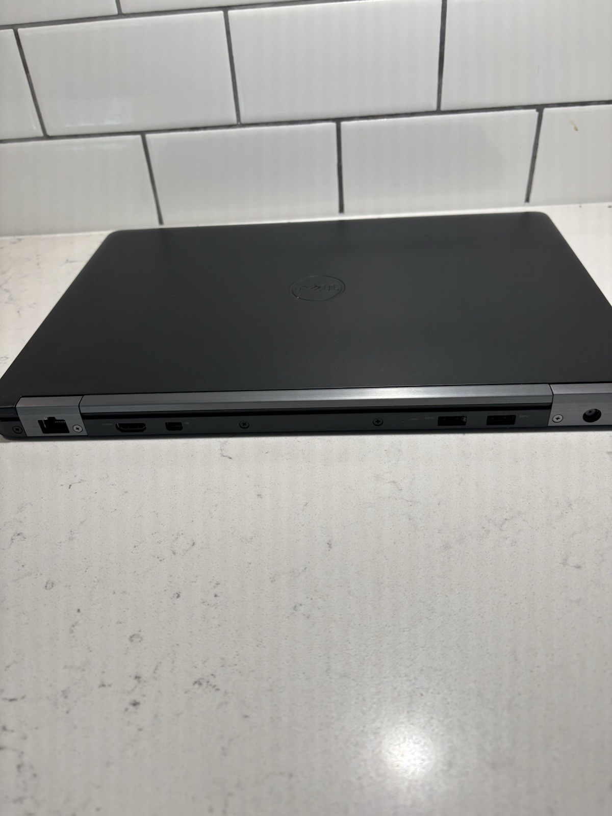 Dell Latitude E7470 14" (256GB SSD, Intel Core i5-6300U, 2.4GHz, 8GB RAM) Laptop gallery