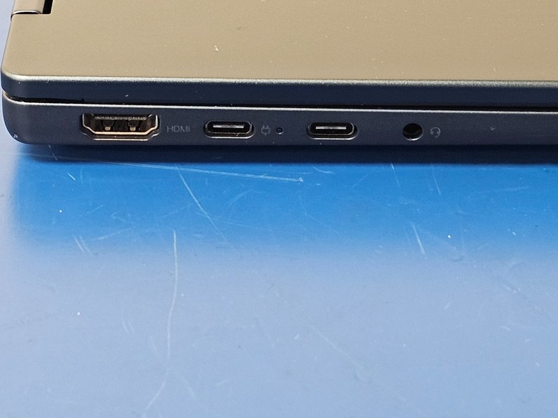 LENOVO IdeaPad 5 2-in-1 14AKP10, AMD Ryzen AI 7 350, 16 GB RAM, 1 TB NVMe SSD gallery