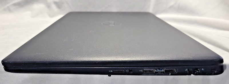 DELL Latitude 3520 i7-1165G7 G11 16GB RAM 256GB Win 11 gallery
