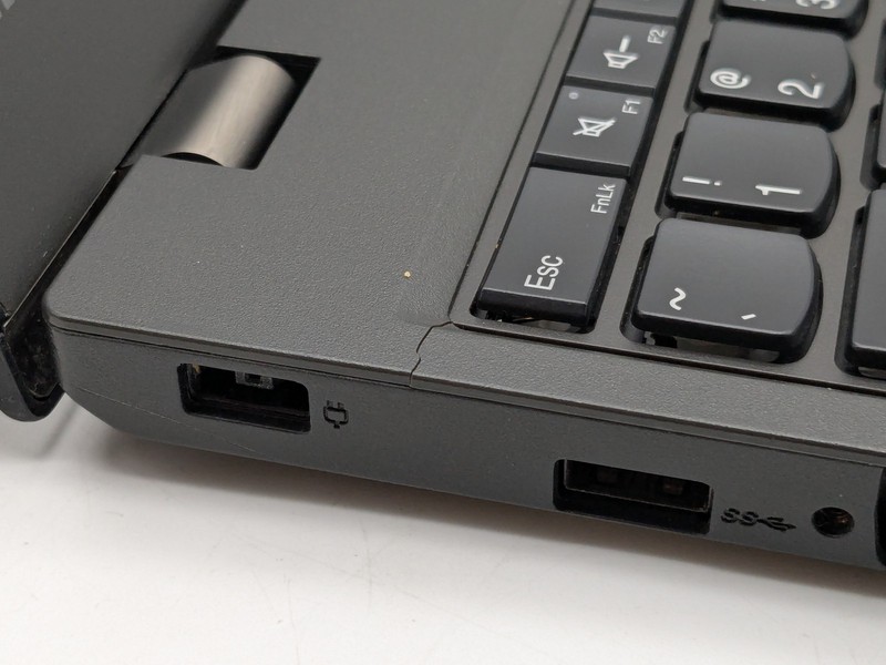 Lenovo ThinkPad W550s i7-5600U 15.6in Laptop - No RAM/SSD - For Parts/Repair gallery