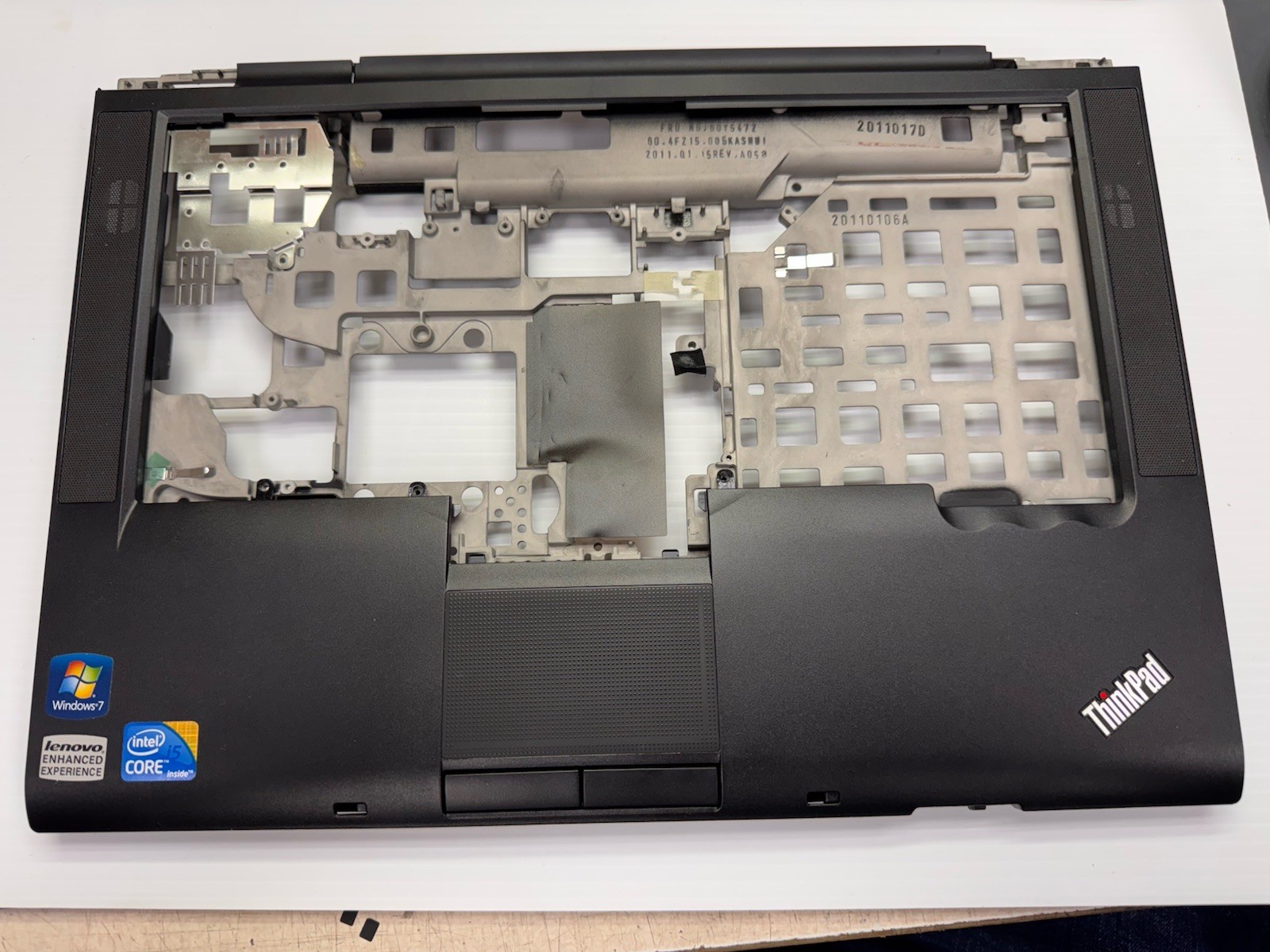 Lenovo Thinkpad T410 Laptop Touchpad With Frame Tested Works In 10/10 Condition gallery