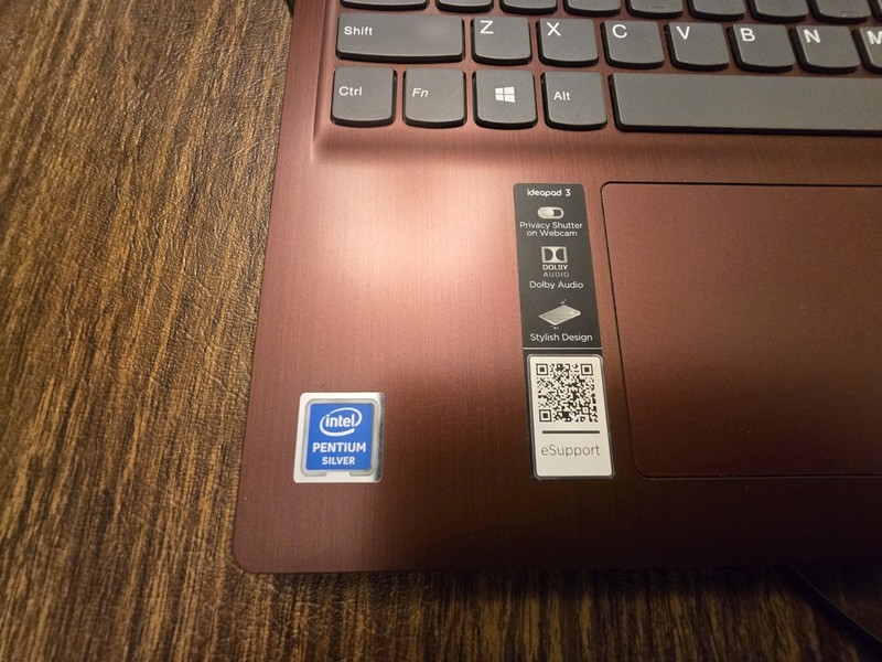 LENOVO 81WQ00CKUS IdeaPad 3 15IGL05 15.6" HD Pentium Silver N5030 1.1GHz Intel gallery