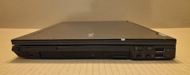 Dell Latitude E6400 Laptop 14" Intel Core 2 Duo P8400 2.26GHz - Retro Gaming gallery
