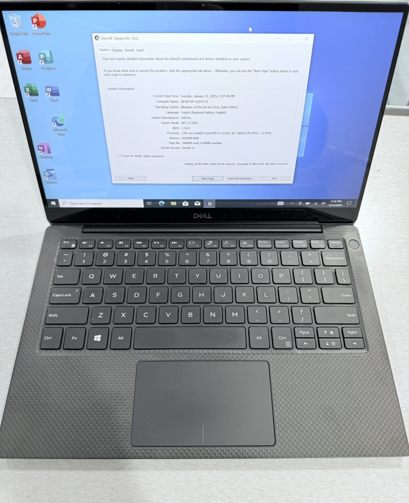 Dell XPS 13 9305 13.3'' (256GB SSD, Intel Core i5-1135G7, 2.4GHz, 8GB RAM)... gallery
