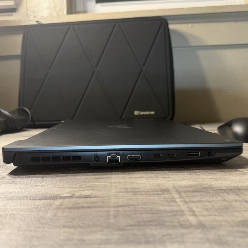 ASUS TUF Gaming A17 FA707XI Ryzen 9 RTX 4070 16GB DDR5 1TB SSD W/ CASE & MOUSE gallery