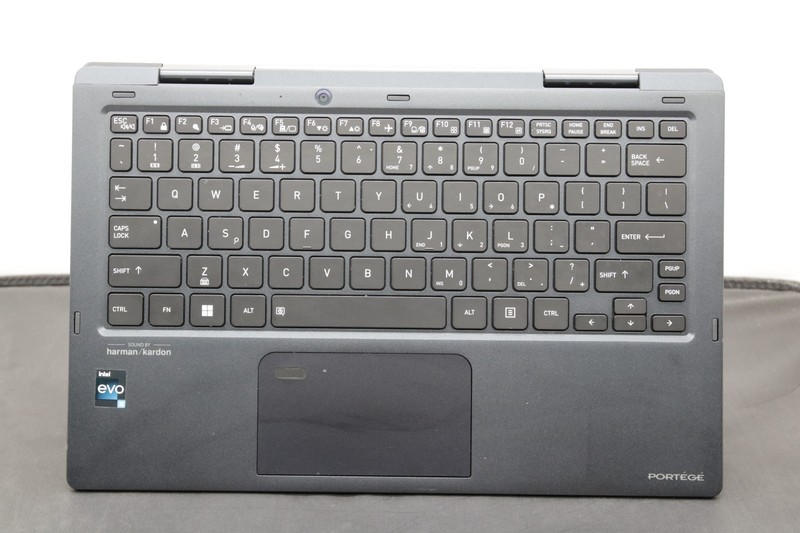 Dynabook Portégé X30W-K - i5-1340P - 32GB, 256GB, Win 11, Touchscreen +Adapter gallery