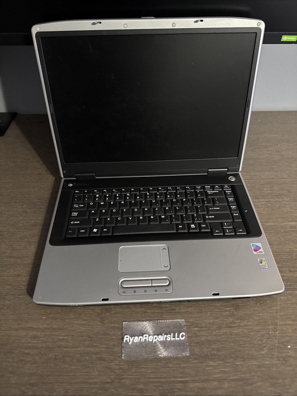 Gateway MA1/M460 15.4" Vintage Laptop Notebook 2GB RAM *No HDD* gallery