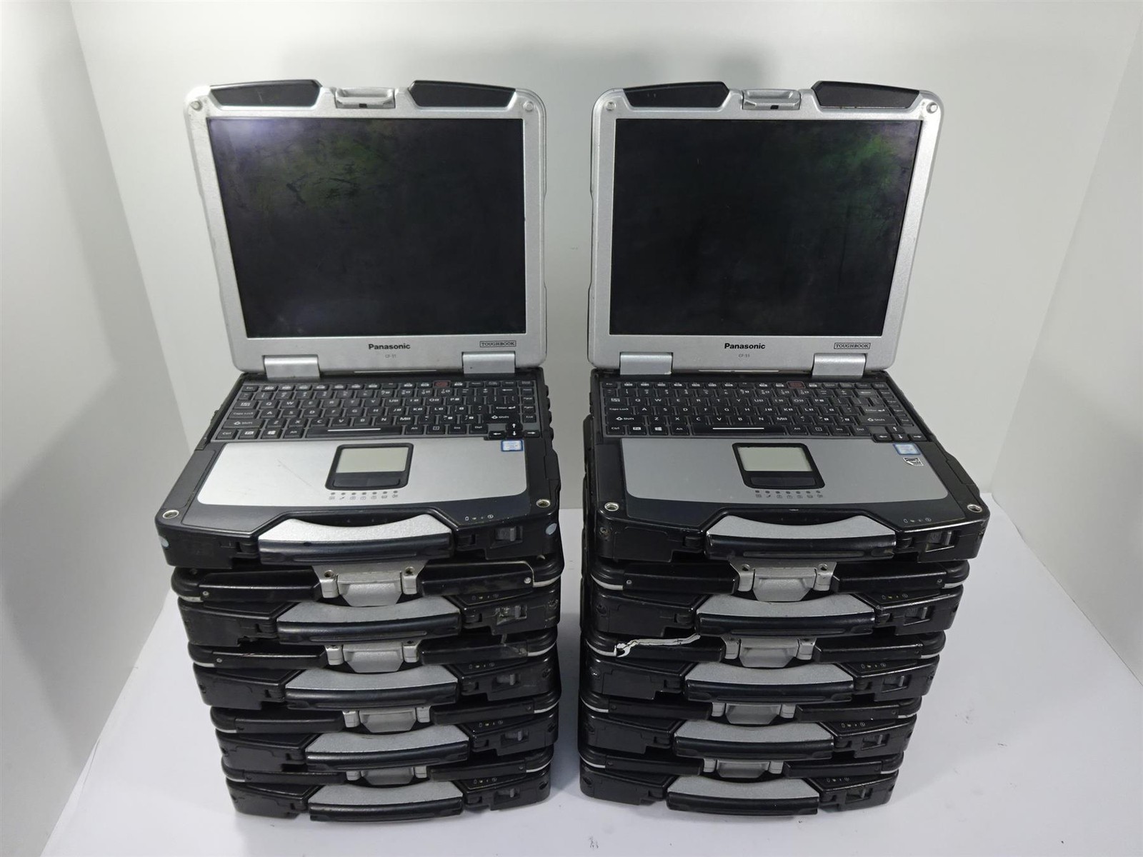 Lot 10 Panasonic CF-31 MK6 Core i5-7300U - Bios Locked - Read Description gallery