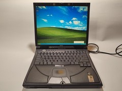 Vintage DELL INSPIRON 8000 PP01X /ATI Mobility 32MB /Windows XP /Laptop&Charger