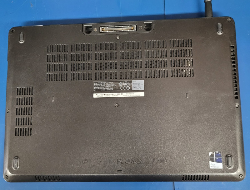 Dell Latitude E5470/Intel i7-6820U /4 GB RAM /120 GB SSD /Windows 11 + Chrger gallery