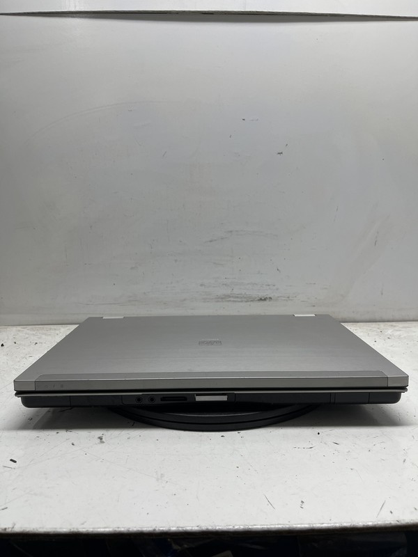 HP EliteBook 8730w Intel Core 2 Duo T9600 2.8GHz 4GB NO HDD gallery