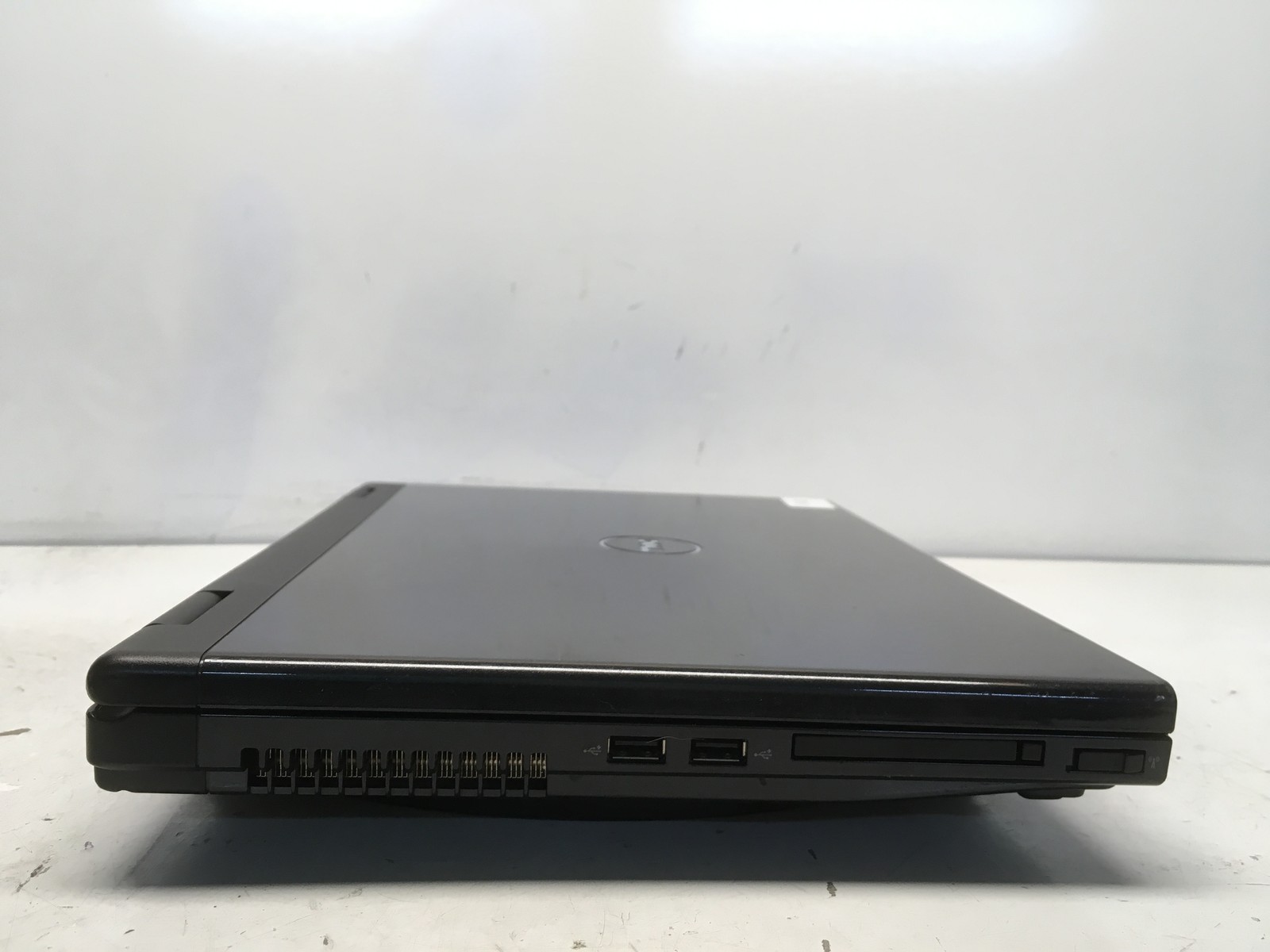 Dell Vostro 1510 Intel Core 2 Duo 2000MHz 512 MB NO HDD No Batt gallery