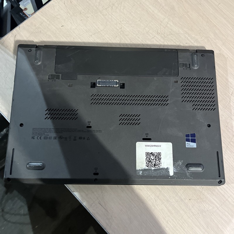 LENOVO THINKPAD T450 INTEL CORE I5-5300U 2.30GHZ 8GB RAM NO HD gallery