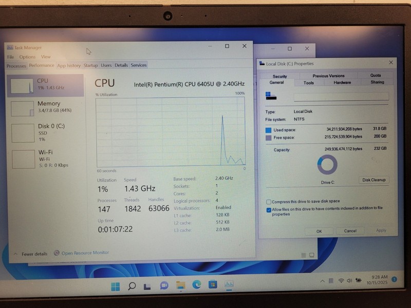 Lenovo IdeaPad 3 15IML05 15.6" pentium 6405u 2.4ghz 8gb ram 250gb ssd PF29F3BW gallery