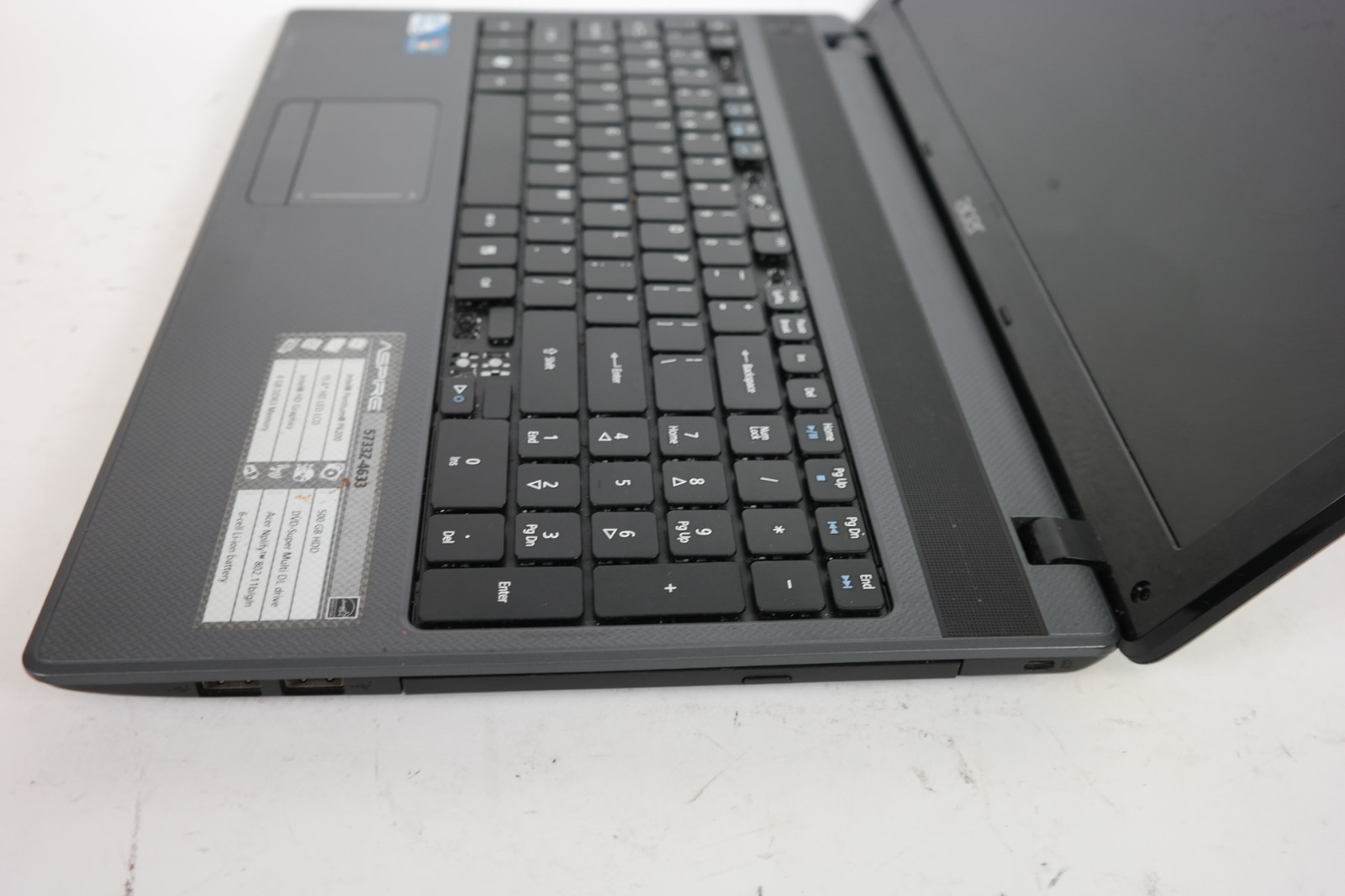 Acer Aspire 5733Z-4633 15.6" Intel Pentium P6200– 4GB RAM – 500GB HDD – No Power gallery