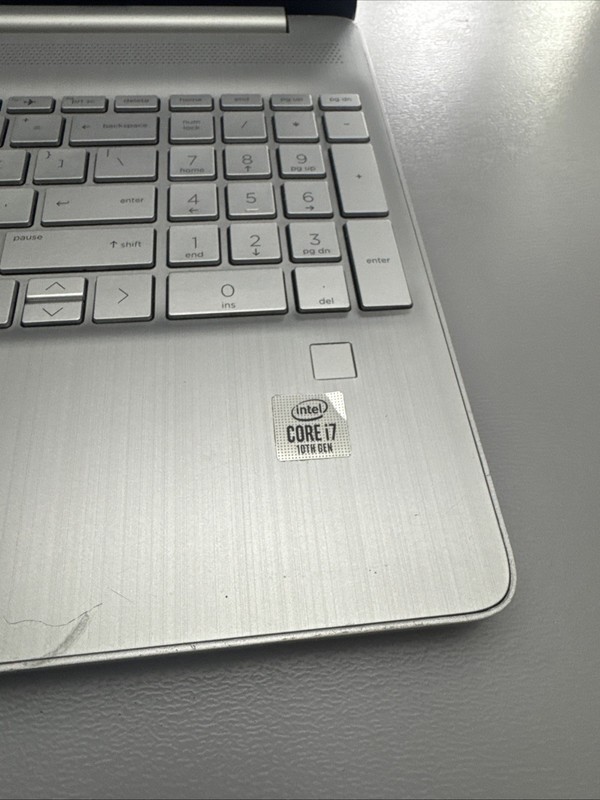 HP 15-DY1027OD | INTEL CORE I7-1065G7 1.30GHZ | 256GB | 8GB | WIN11 gallery