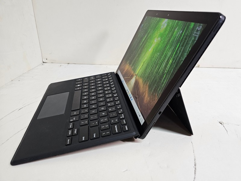 Dell Latitude 5290 Tablet Laptop - 1.7 GHz i5-8350U 8GB 256GB 12.5" Touchscreen gallery