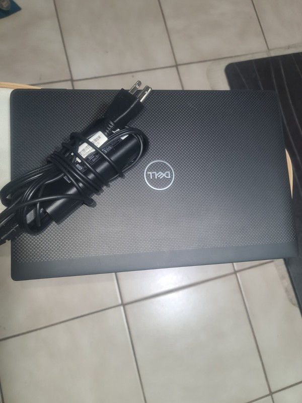 Dell Latitude 7430 14" 256GB i5-1245U WIN11P, Carbon gallery