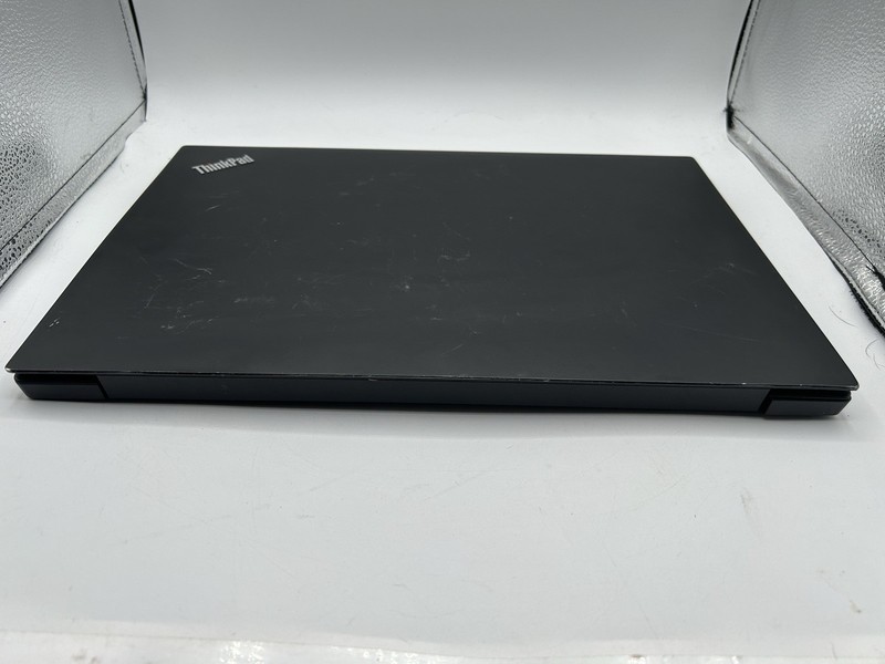 Lenovo E585 Thinkpad Ryzen 5 2500u 2.0GHz, 16GB Ram, 256GB SSD, Windows 10 gallery