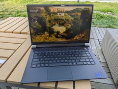 Alienware M15 R7 NVIDIA GeForce 3080 8GB GPU 16G Shared 32GB RAM Intel i9 12900H
