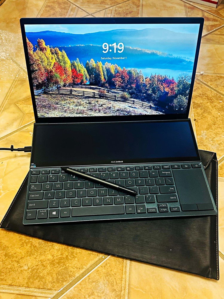 ASUS ZenBook UX482EAR 14in Dual Screen i7-1195G7 8GB 512GB SSD W11