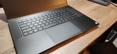 Razer Blade 15 Advanced i7-9750H GTX 1660 Ti 16GB RAM 2TB Storage 144Hz – Read D