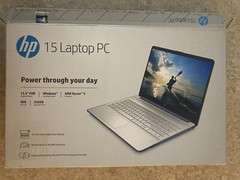 HP 15.6″ FHD Laptop AMD Ryzen 5 5500U 8GB 256GB SSD Spruce 15-ef2126wm – Blue
