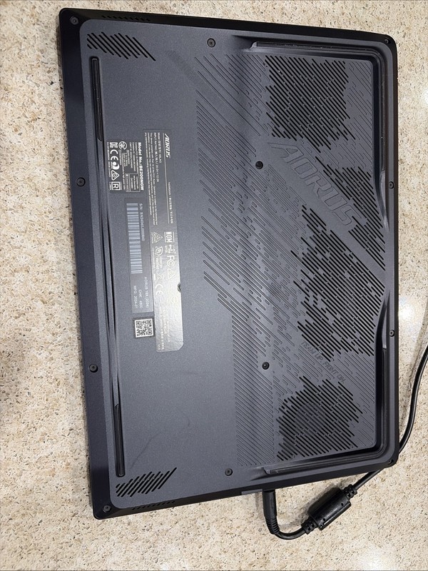 gigabyte aorus gaming laptop 16x Nvidia Rtx 4070 I7-14650HX 32GB Ram 1TB gallery