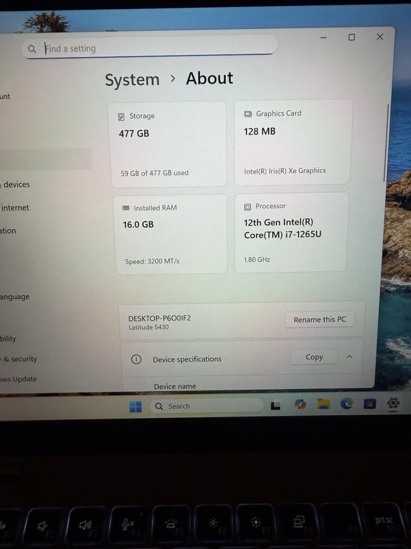 Dell Latitude 5430 14" (512GB SSD Intel Core i7 12th Gen. 3.00 GHz 16GB) gallery