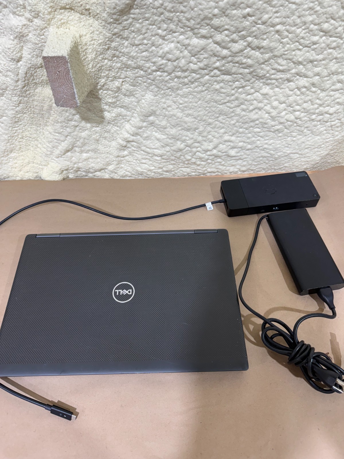 Dell Precision 7740 i7-9850H 2.60GHz 32GB 1TB SSD Quadro RTX 5000 w/Win 11 gallery