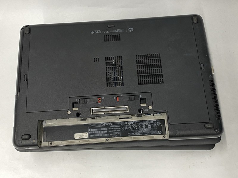 Lot of (4) HP ProBook mt41 - HD - A4-4300u - No RAM/SSD/OS - READ gallery