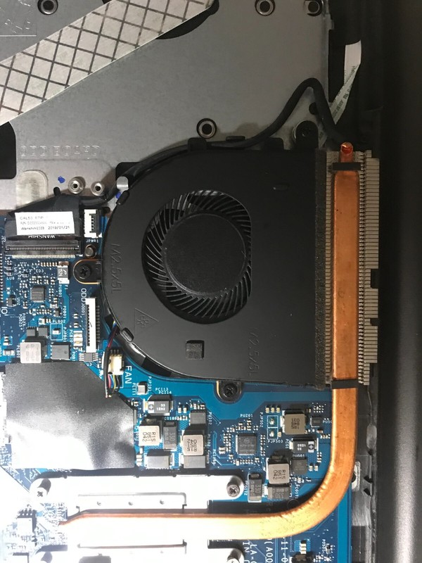 15.6" Dell Vostro 3583 Core i5-8265U @1.60GHz,4GB RAM , NO HDS , FOR PARTS ONLY. gallery