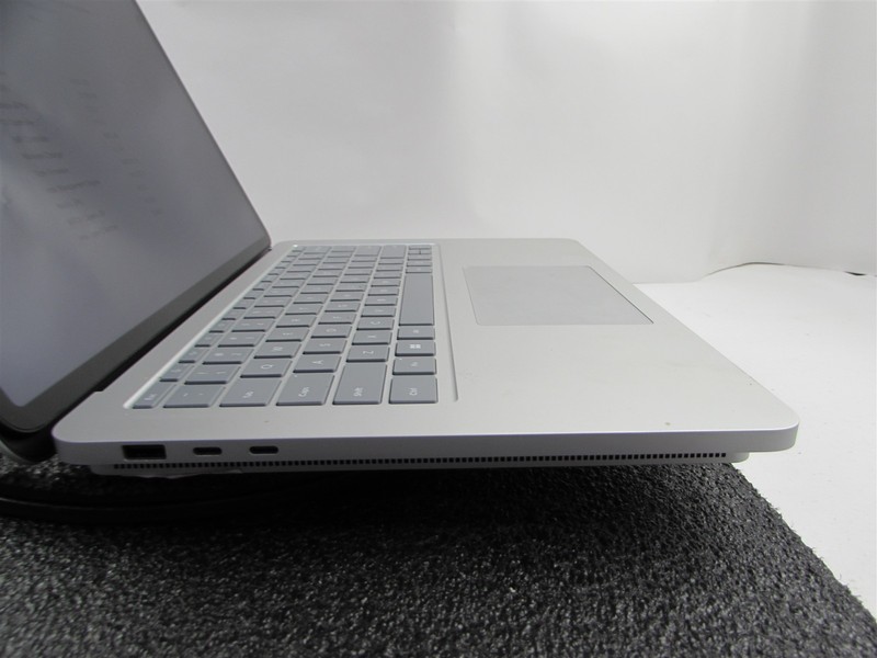 MICROSOFT SURFACE LAPTOP STUDIO 2 2029 I7-13800H 1TB 32GB RTX 2000 ADA WIN 11 gallery