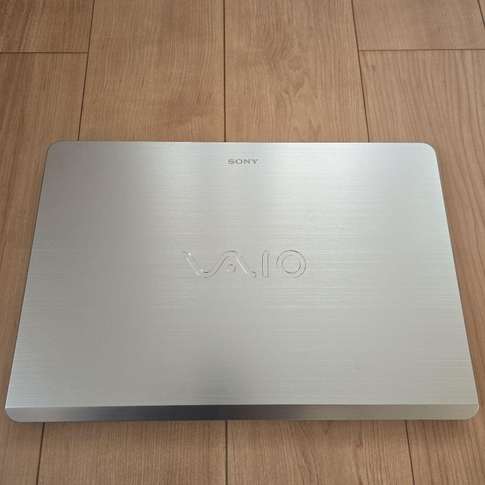 SONY VAIO SVF15AC1CN Laptop Touchscreen Intel Core i5 Used Japan Genuine