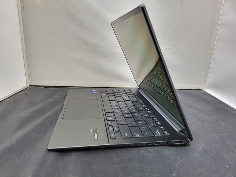 ASUS - Zenbook 14 14" FHD+ OLED Touch Screen Laptop - Intel Core Ultra 9 gallery