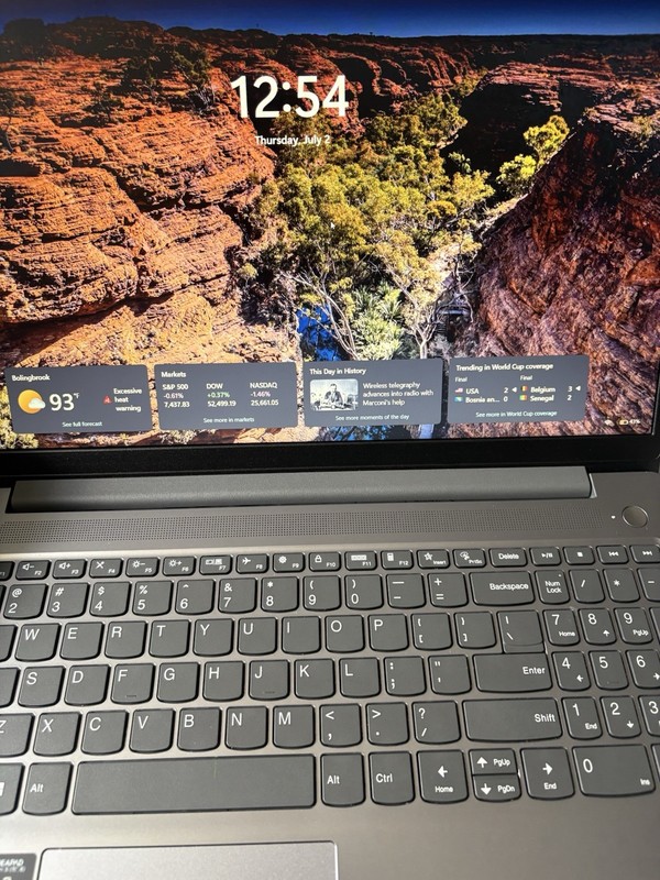 Lenovo IdeaPad Slim 3i 15.6in Intel Core i3 Windows Gray | Comes with Charger gallery