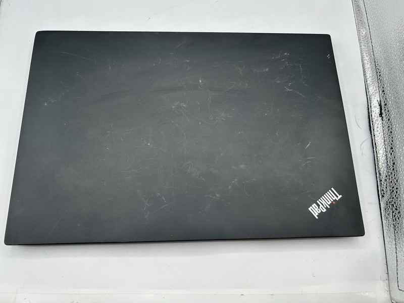 Lenovo E585 Thinkpad Ryzen 5 2500u 2.0GHz, 16GB Ram, 256GB SSD, Windows 10 gallery