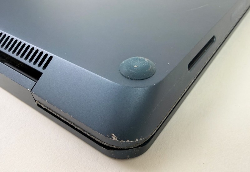 Microsoft Surface Laptop 2 1769 13.5" NON-Touch i5-8250U 8GB 256GB W11H - Issues gallery