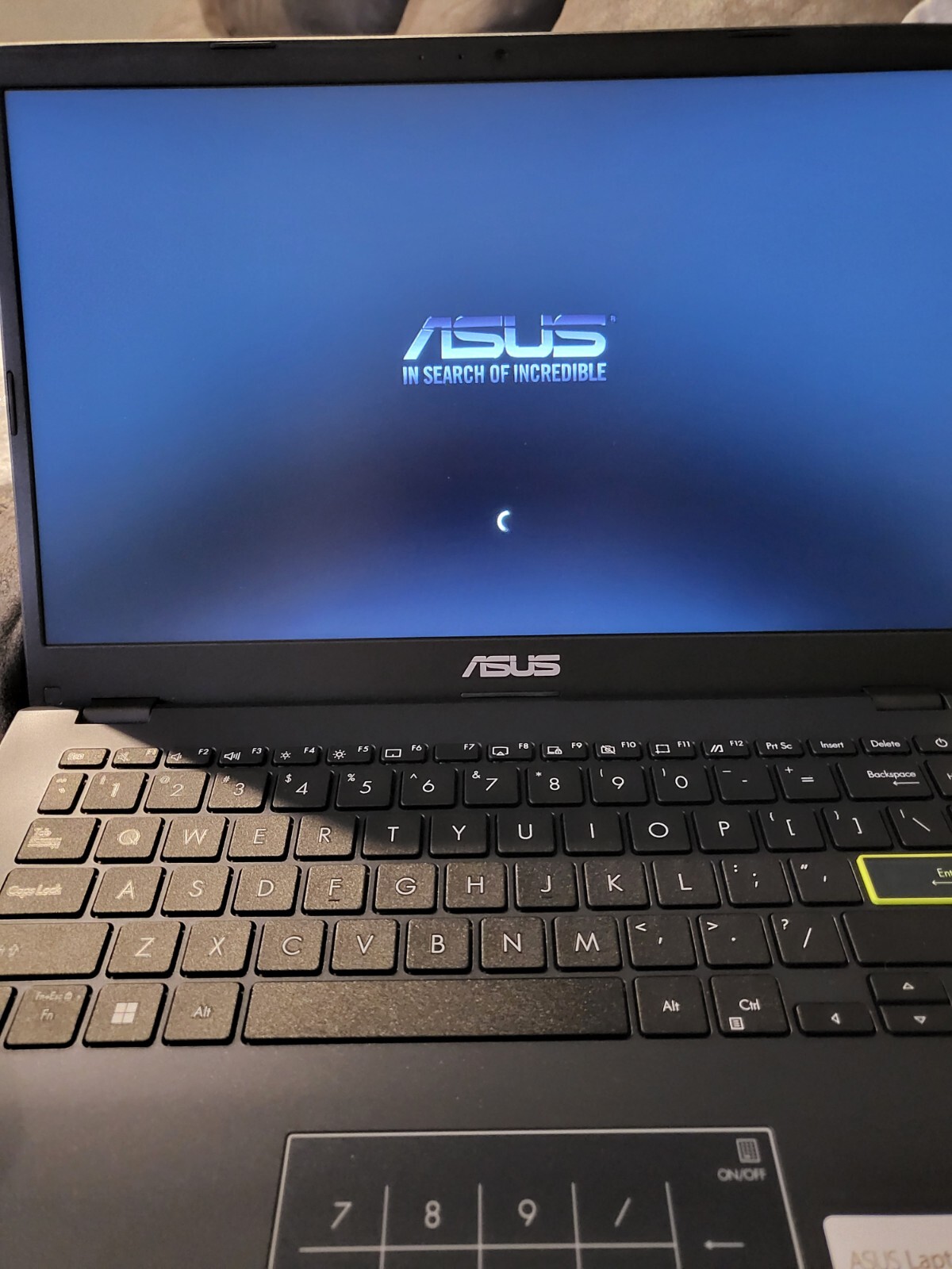 ASUS 14'' E410M (64GB eMMC Intel Celeron N4020 +4GB RAM) -Win11- gallery