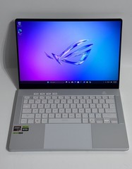 Asus ROG Zephyrus G14 GA403 14 QHD+ OLED Ryzen AI 9 HX 370 32GB 1TB RTX 5070 Ti
