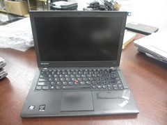 Lenovo ThinkPad X240 12.5″ 2.10Ghz i7-4600U 8GB 320GB WebCam Laptop [NO AC/OS]!!