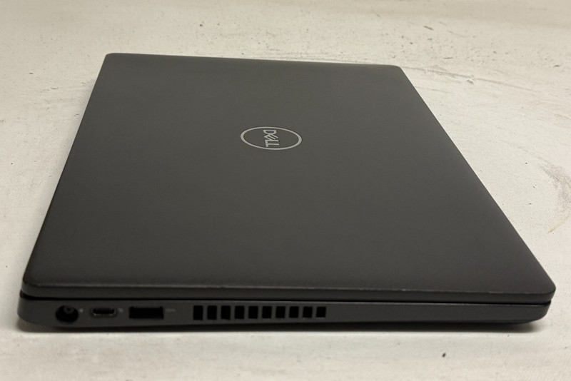 Dell Latitude 5400 14" (i7-8665u 1.90GHz - 16GB RAM - 512GB SSD - Win11Home) gallery