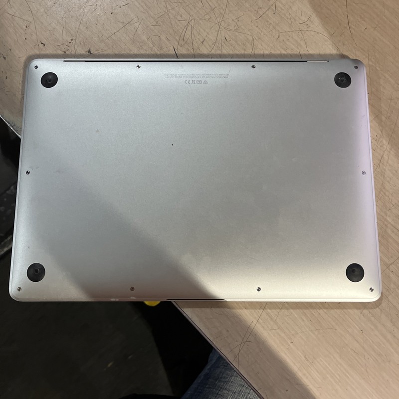 APPLE MACBOOK AIR 13" 8 CPU/7 GPU "M1" 3.2GHZ 8GB RAM 128SSD gallery
