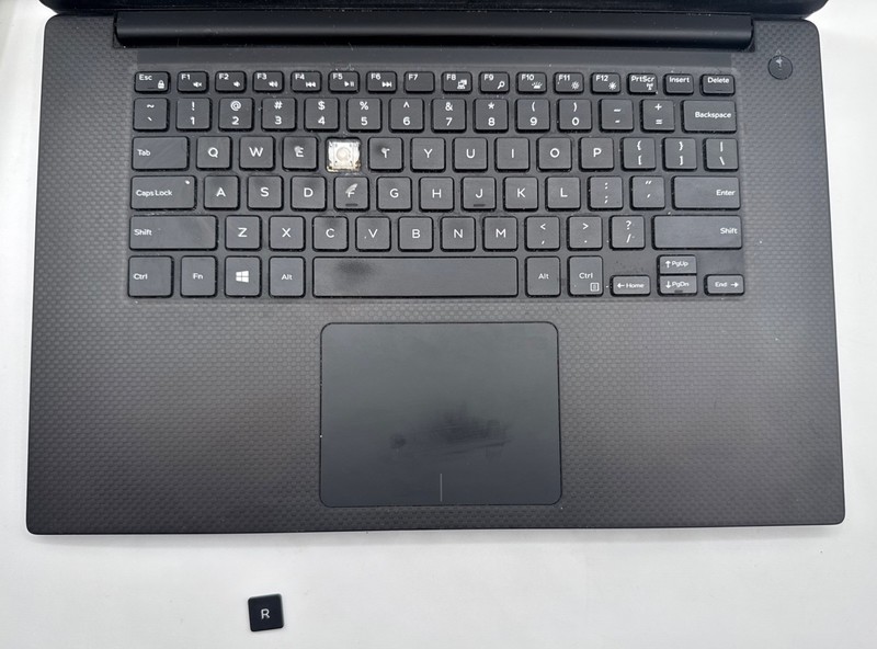 Dell Precision 5540 i9-9980HK 32GB RAM 500GB SSD 15.6” FHD READ! gallery