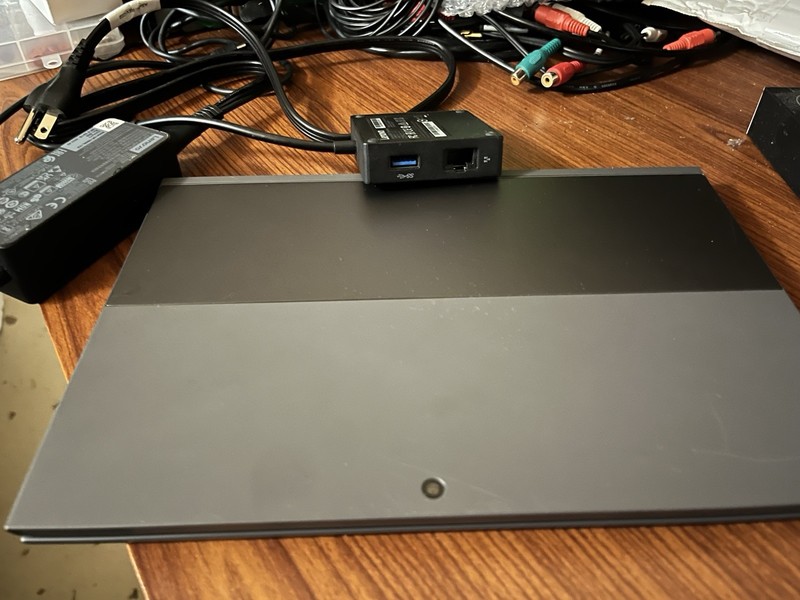 Lenovo IdeaPad Duet 3i Laptop 10.3" Graphite, Intel N5030, 8GB Memory, 128GB SSD gallery