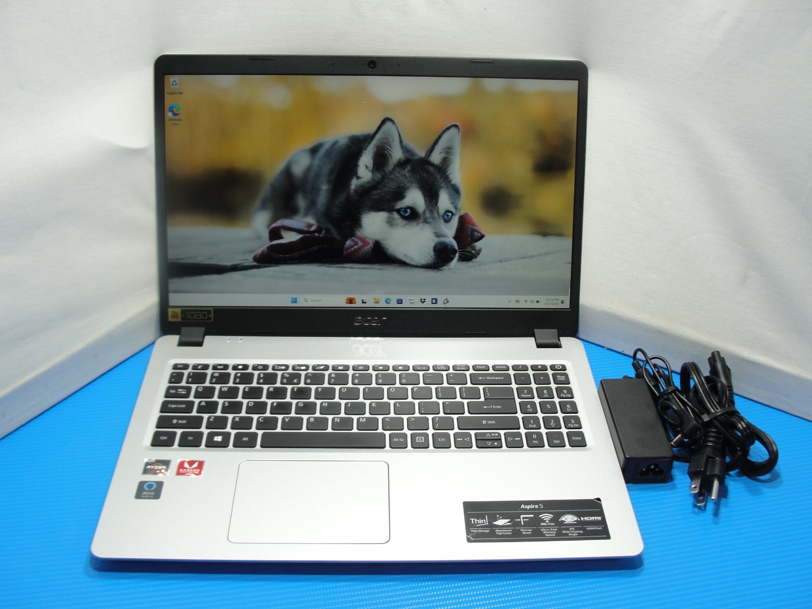 Acer Aspire 5 A515-43-R19L 15.6"FHD AMD Ryzen 3 3200U 2.6GHz 4GB RAM 128GB SSD gallery
