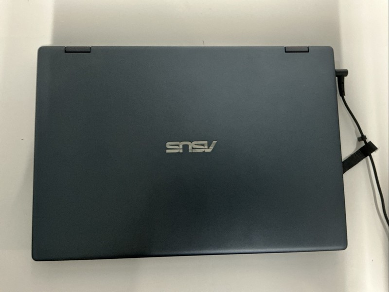 Genuine ASUS VivoBook 15 F513E 15.6" FHD Intel Core i3-1115G4 8GB Ram 256GB SSD gallery