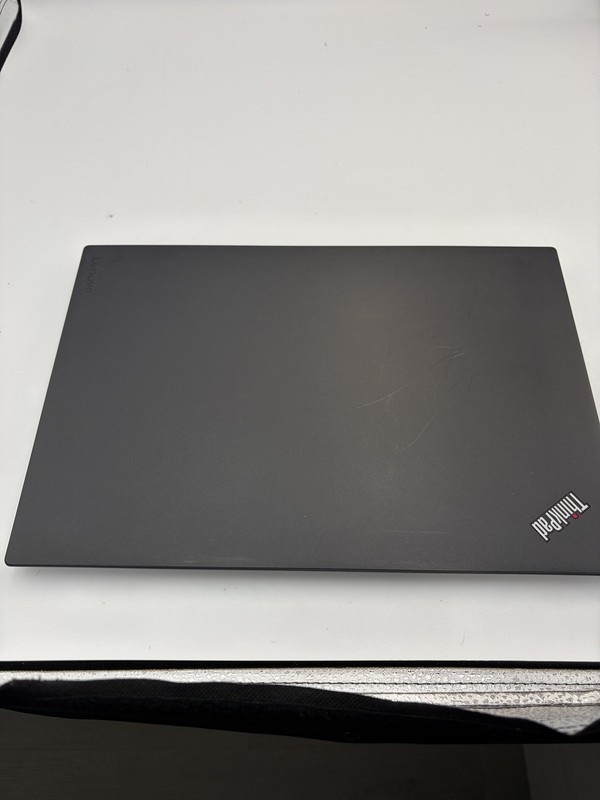 Lenovo ThinkPad T460s (2016) Intel(R) Core(TM) i7-6600U CPU @ 2.60GHz 18GB RAM 5 gallery